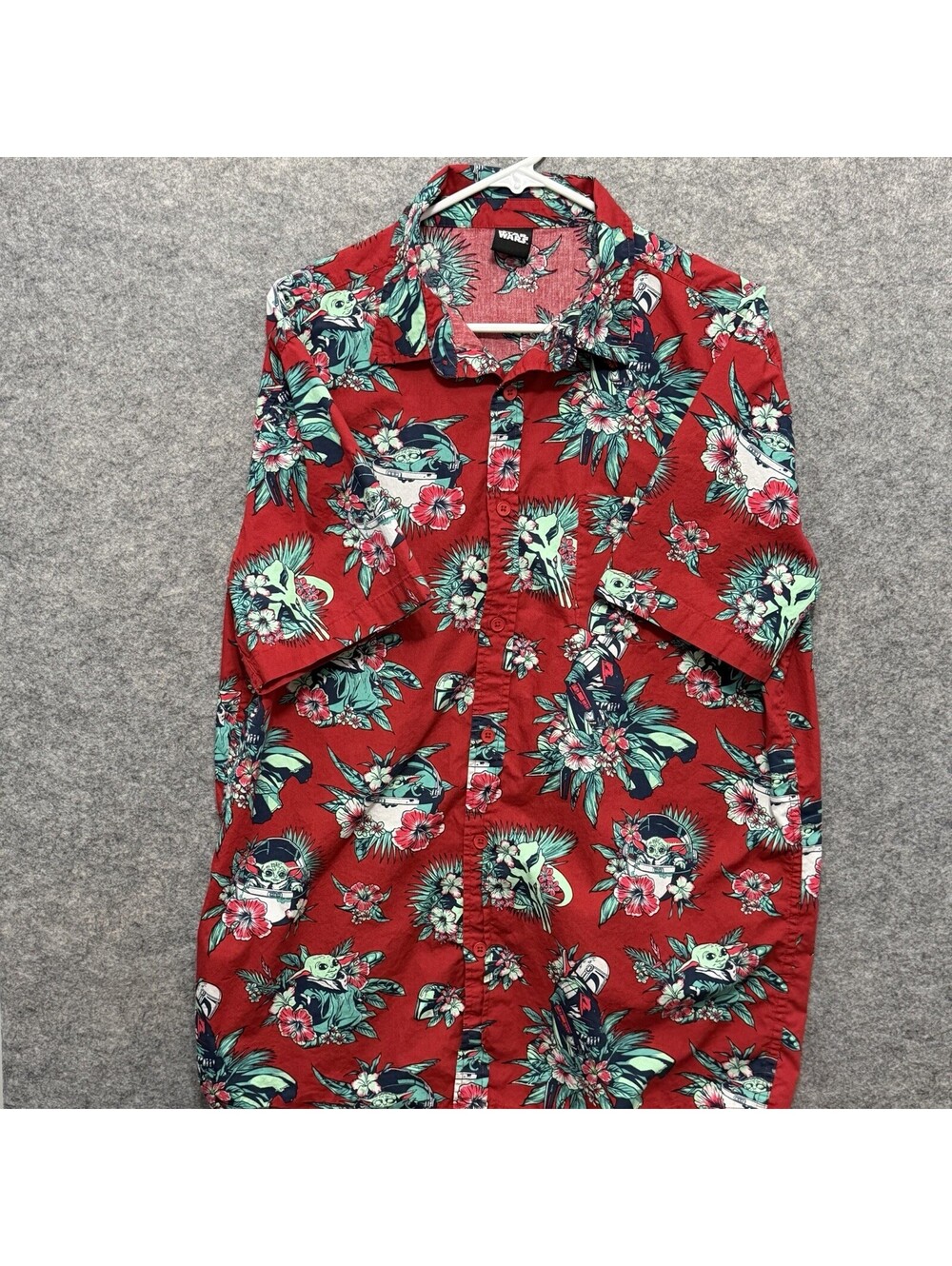 Star Wars Mandalorian Grogu Hawaiian Shirt Mens Large Red Baby Yoda Button Up